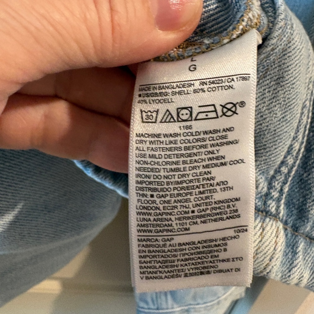 GAP Light Blue Denim Jacket - Picture 12 of 12